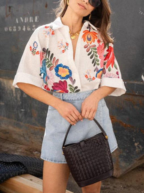 Camisa Carla Estampa Floral Manga Curta